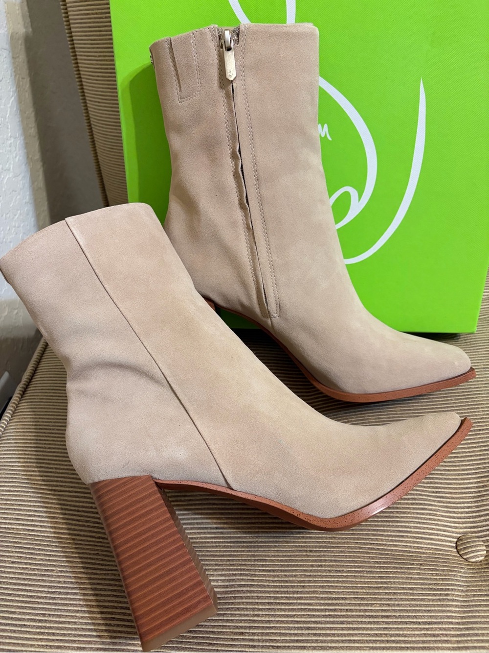 NWT Sam Edelman Ivette Suede Block Heel Ankle Bootie - Size 10